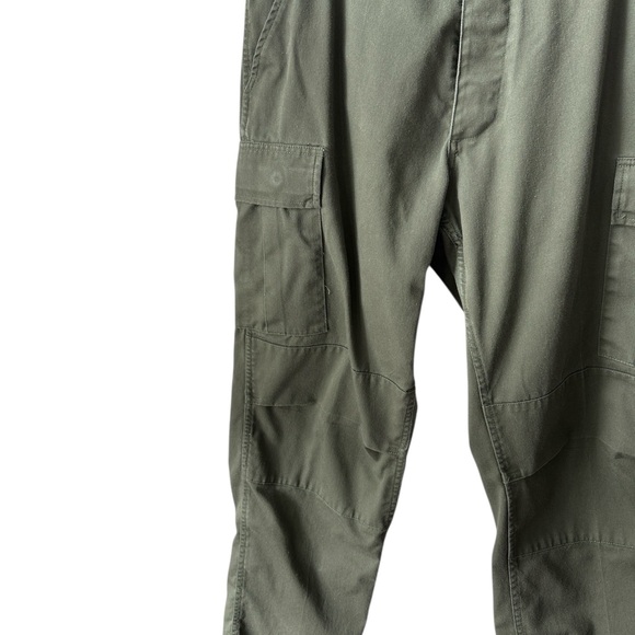 Local European Cargo Pant In Olive Size M/L See Sizing Notes For Accurate Sizing - Picture 3 of 11